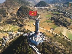 Travel By Private Car From Ninh Binh To Ha Giang - Phong Nha Cave Tours