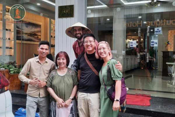 Ninh Binh To Hanoi Private Car - Phong Nha Cave Tours
