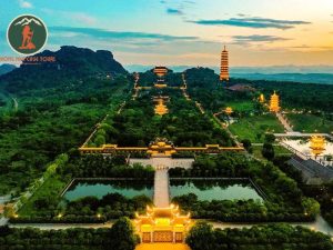 Private car Ninh Binh to Ba Vi National Park Private Car - Phong Nha Cave Tours