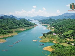 Ninh Binh To Hoa Binh By Limousine - Phong Nha Cave Tours