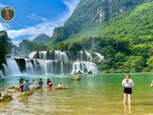 Luxury car Ninh Binh to Ba Be - Phong Nha Cave Tours
