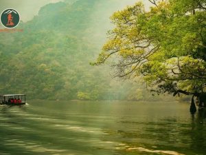 Luxury car Ninh Binh to Ba Be - Phong Nha Cave Tours