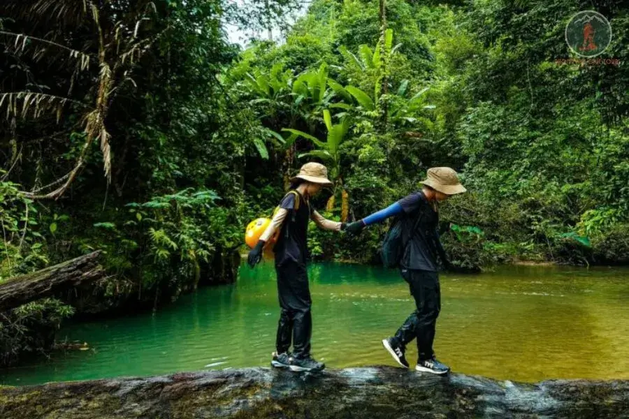 What To Wear In Phong Nha - Phong Nha Cave Tours
