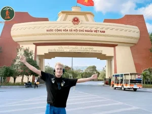 Private Car Dong Hoi to Lao Bao - Phong Nha Cave Tours